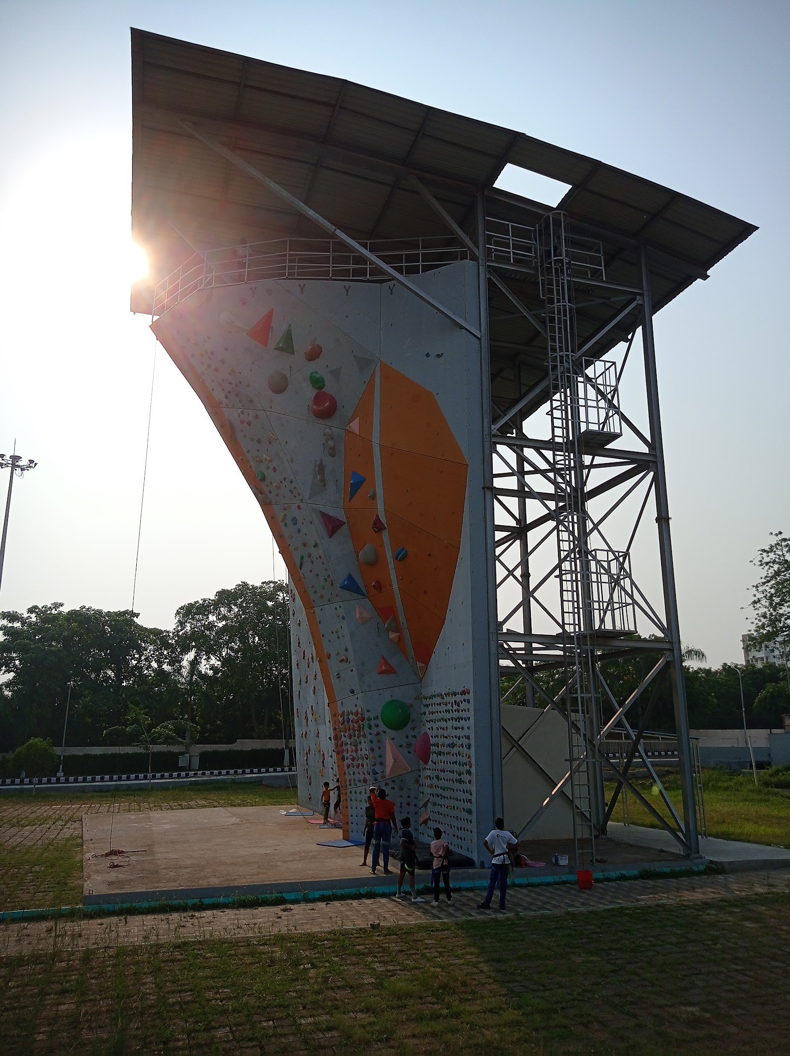 Kalinga Stadium Sport Climbing Wall 🇮🇳 🗻 — Skating in Jayadev Vihar Square, Bhubaneswar