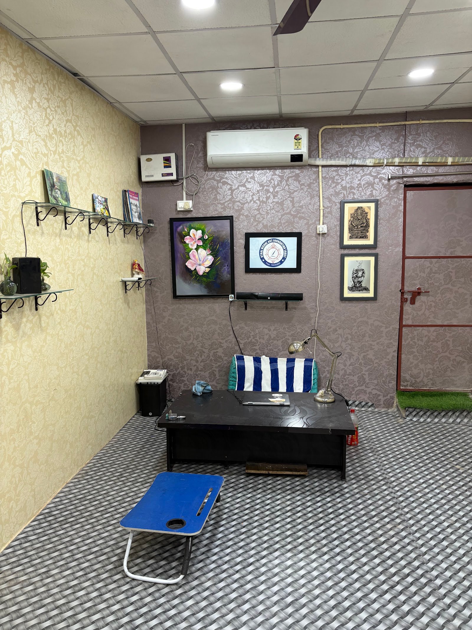 Utkal Visual Art Foundation Trust — Art & Craft in Acharya Vihar Square, Bhubaneswar