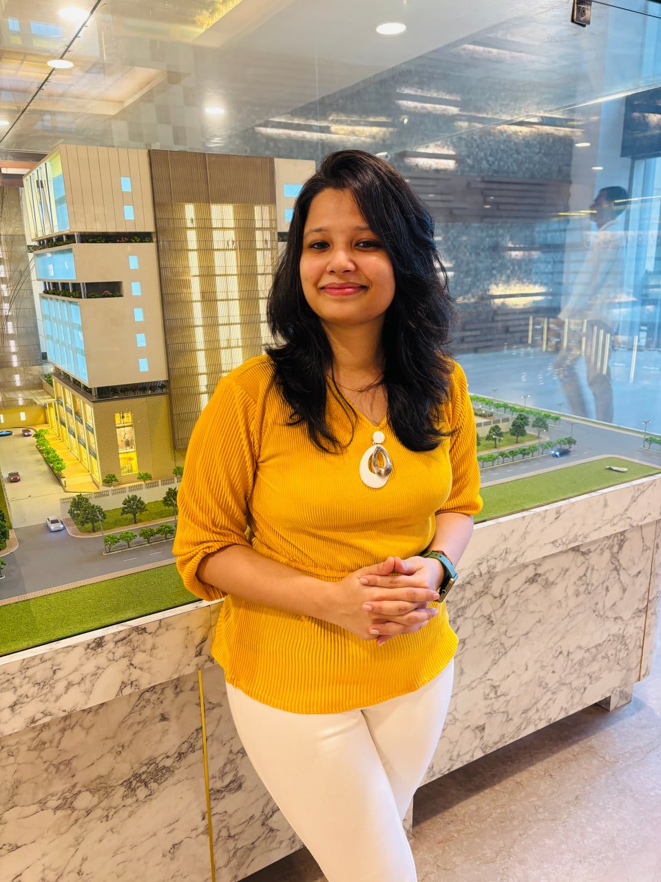 Stuti Agrawal | Best English Communication Expert in India — Public Speaking in Thakurganj, Lucknow