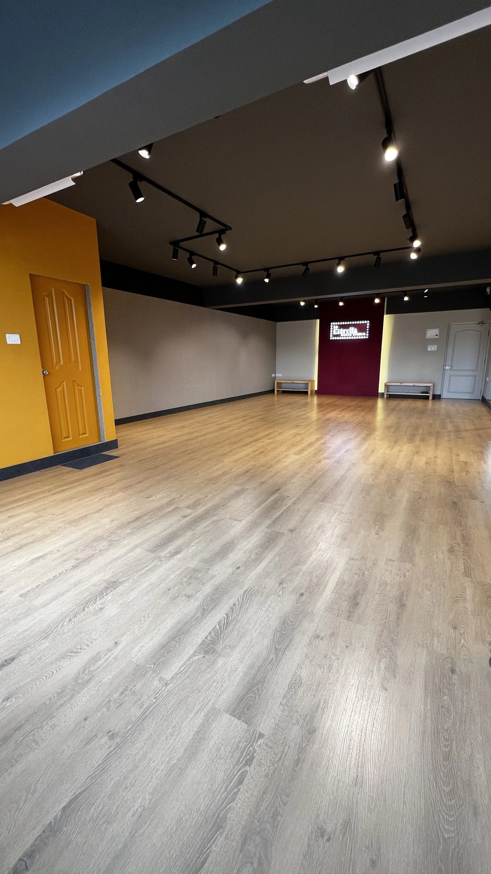 La Estrella Dance Studio (Kadamba Plateau) — Dance in Hill City, Goa