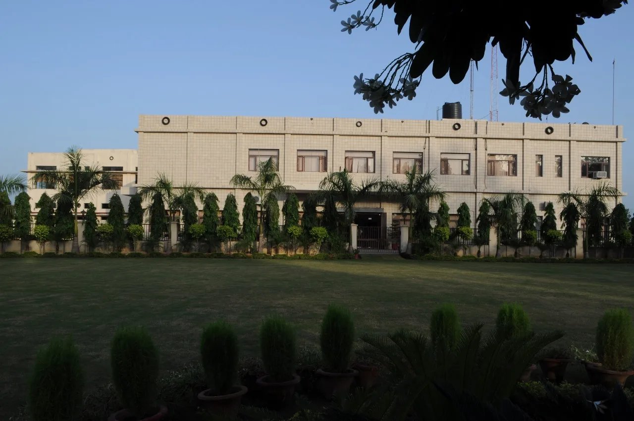 Sareen Sports Industries — Cricket in Shiv Lok, Meerut