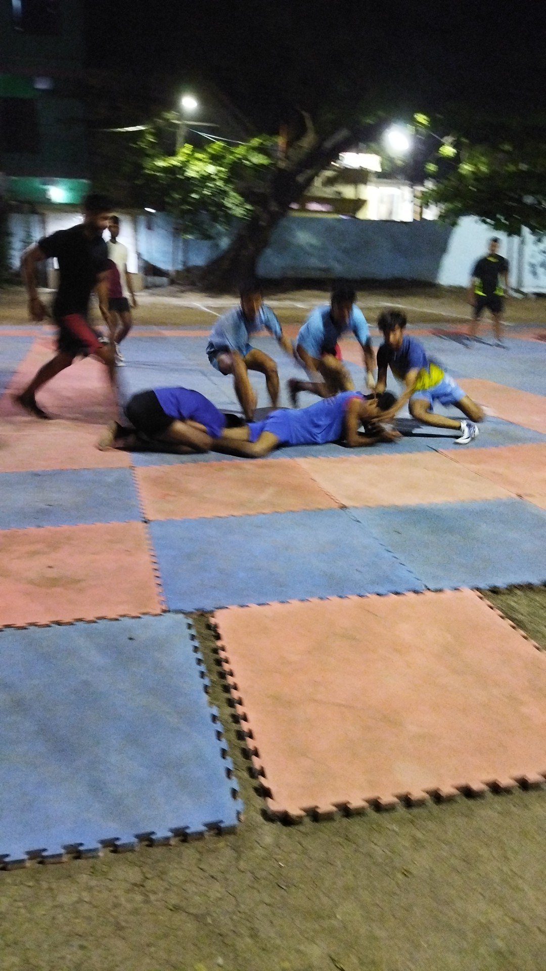 Lucky Wanders Indore — Athletics in Martand Chowk, Indore