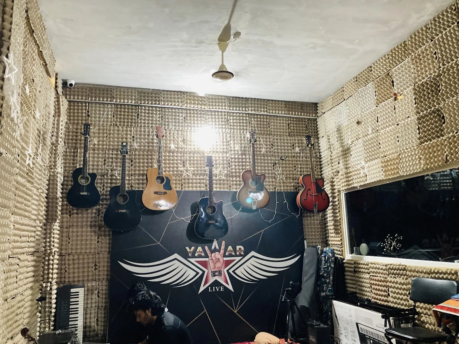Abhilasha Music Classes - Guitar, Piano, Drum and Singing Academy — Music in Azad Market, Bhopal