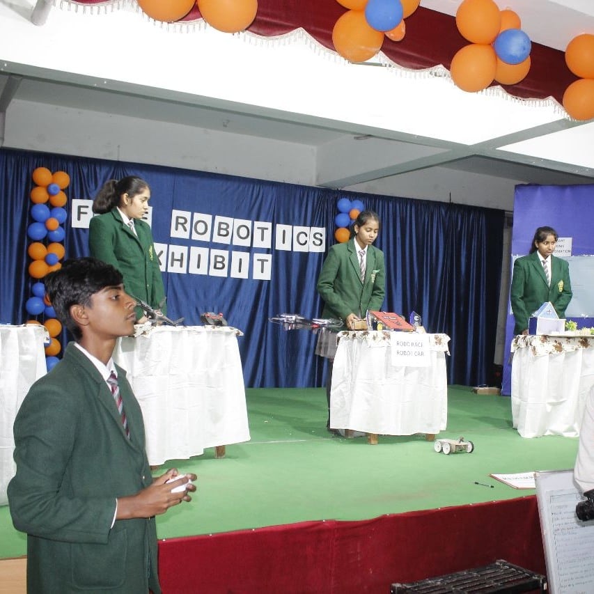 FIRE Robotics Lab | FIZ Robotic Solutions — Coding & Robotics in Gomti Nagar, Lucknow