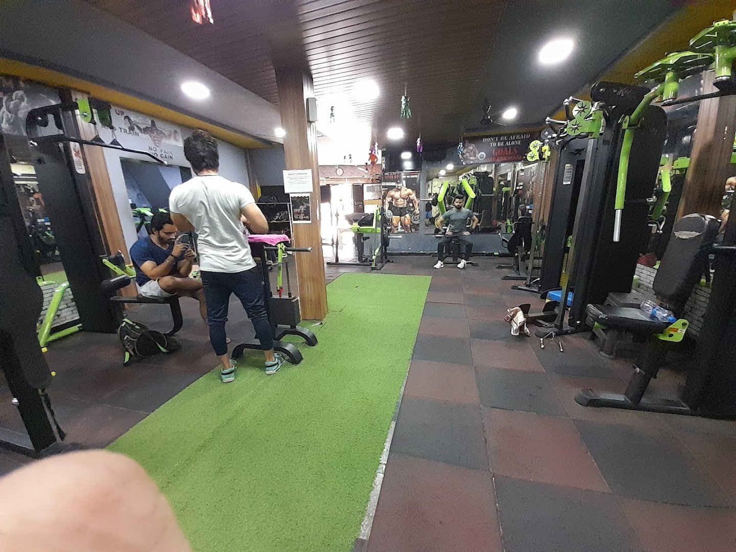 Gravity Gymnasium — Standard Gym in Dahisar, Mumbai