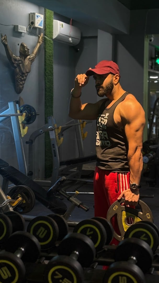 Veers gym Raghu Nagar — Standard Gym in Janakpuri, Delhi
