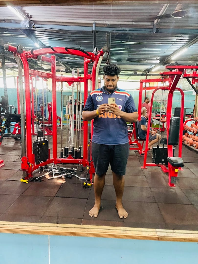Star Fitness — Standard Gym in Malad, Mumbai