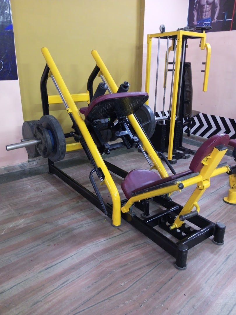 BUILD UP GYM & FITNESS — Standard Gym in Khatipura, Jaipur