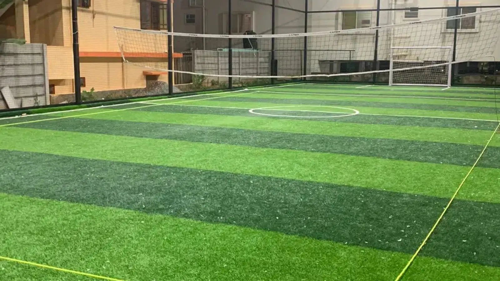 M(R)ETRO PLAY ARENA — Cricket in Electronic City, Bengaluru