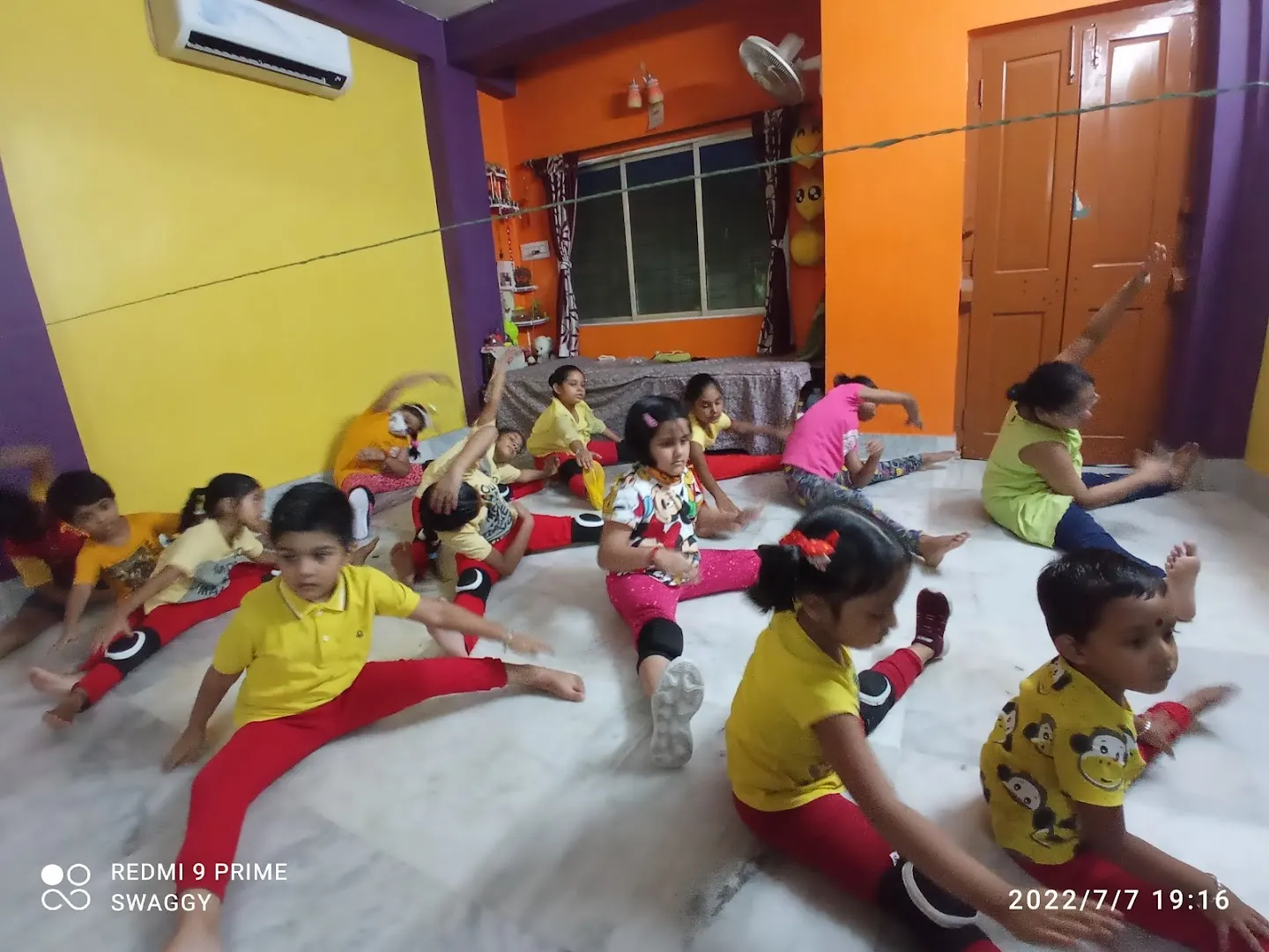 Suresh Nrityangan — Dance in Adarsha Nagar, Kolkata
