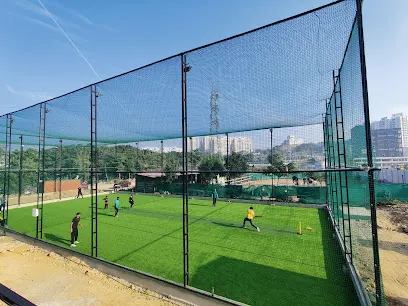 LAKESIDE LEAGUE SPORTS CAFE