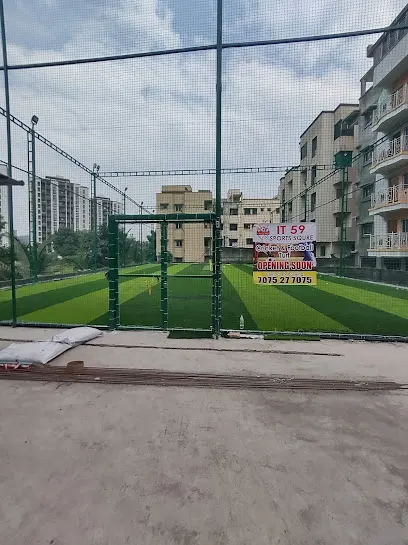 IT59 Sports Square