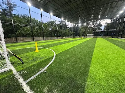 OUTLAST SPORTS ARENA AND FOOTBALL ACADEMY (SHOLINGANALLUR) — Cricket in Sholinganallur