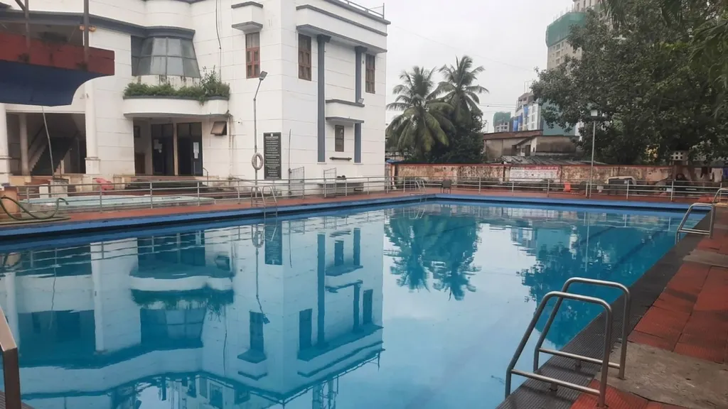 BLUE OCEAN SWIMMING CLUB — Swimming in Kandivali West