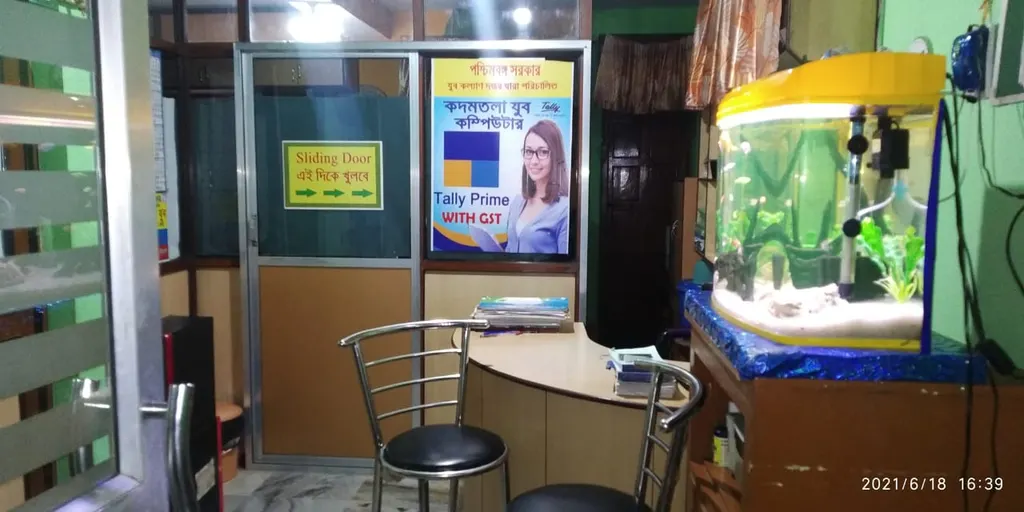 Kadamtala Youth Computer Training Centre — Coding & Robotics in Kadam Tala