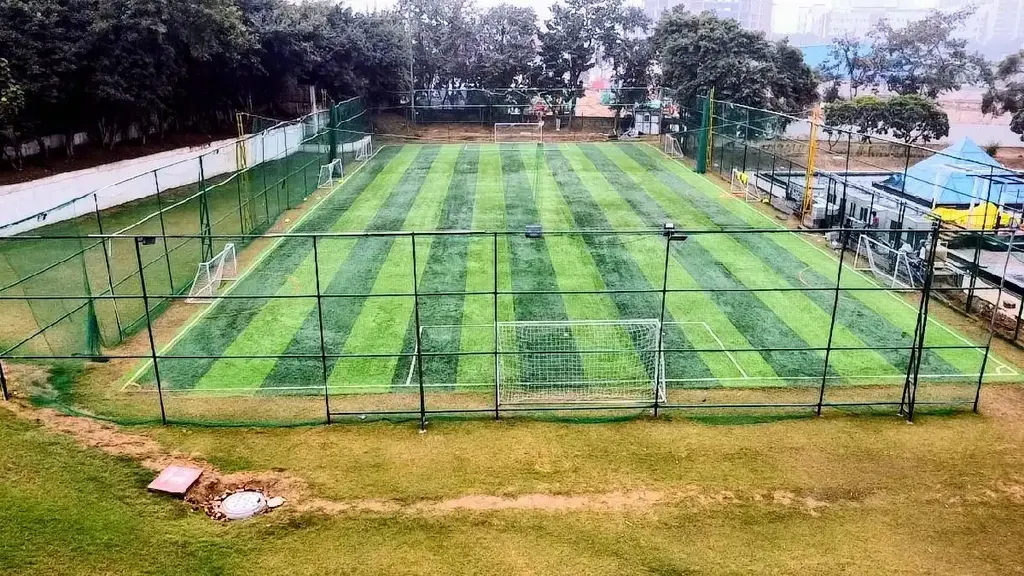 Lakeside Turf — Football in Sector 62