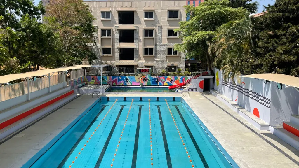 Game Theory Vittal Mallya Road — Swimming in Ashok Nagar