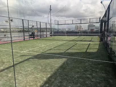 Courtside Sports Club