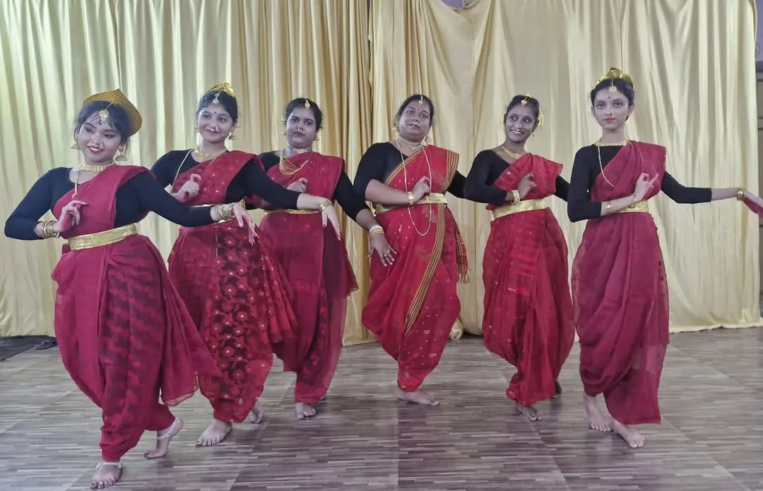 PADADHWANI || Dance Classes || Zumba Classes || Arts and Crafts Classes || Yoga Classes || near Girish Park — Dance in Ram Bagan, Kolkata
