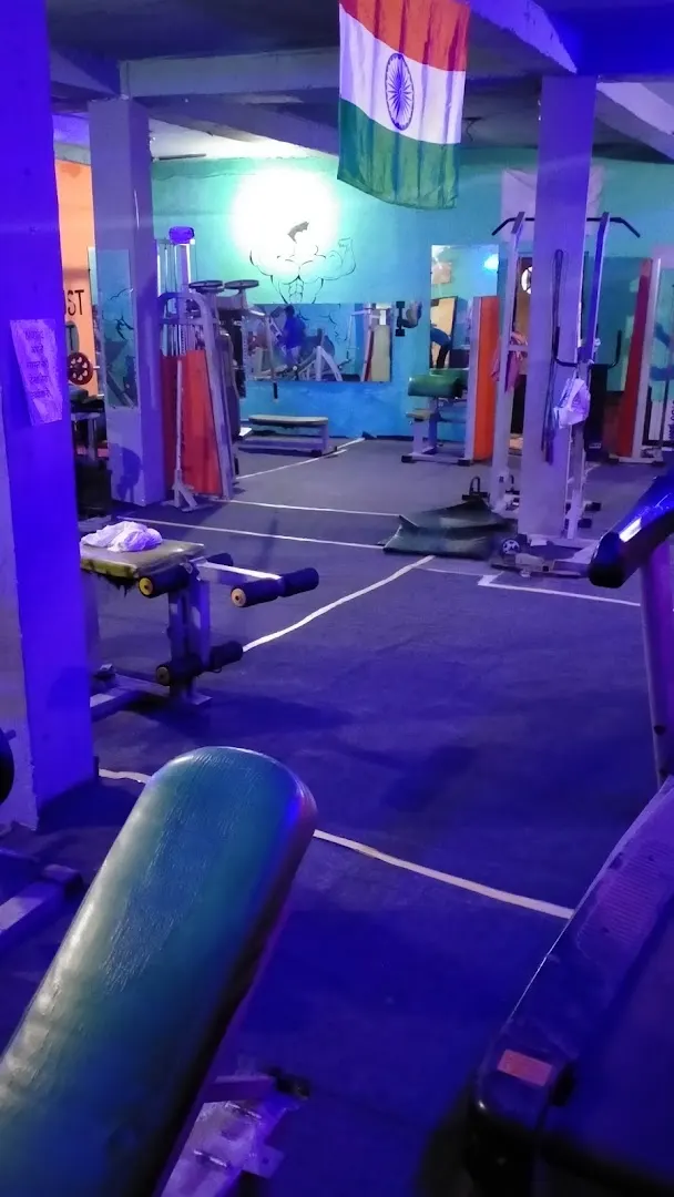 Yatharth Unisex Gym