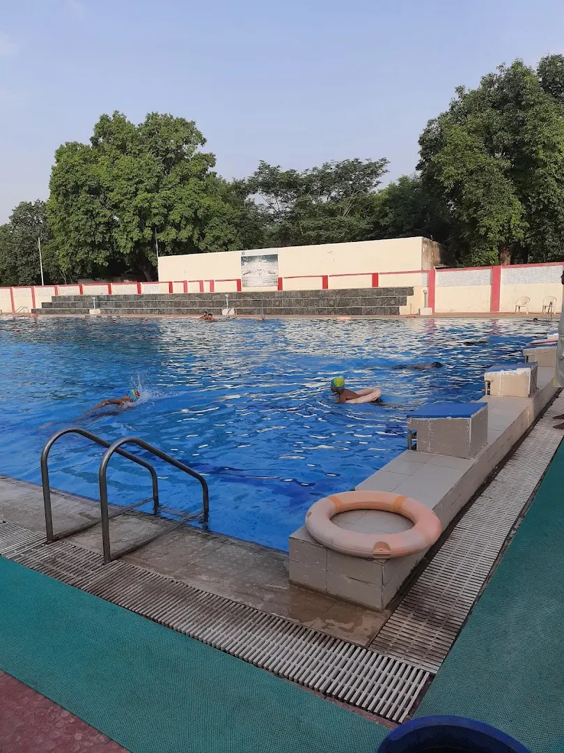 Swimming Pool No. 2 — Swimming in Delhi Cantonment, Delhi