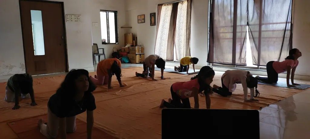 Classical Yoga studio ( Isha Hatha Yoga Practices designed by Sadhguru ) — Yoga in Thane West