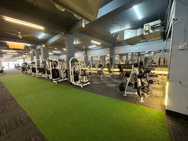 FitLife Gym