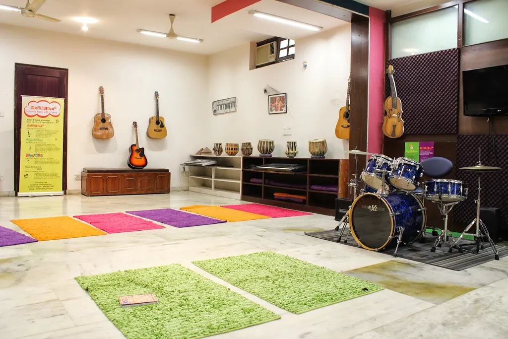 MOZARTSY — Music in Safdarjung Enclave