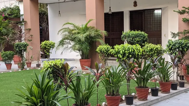 Bhaatkhande Sangit vidyalaya — Music in Qutab Institutional Area