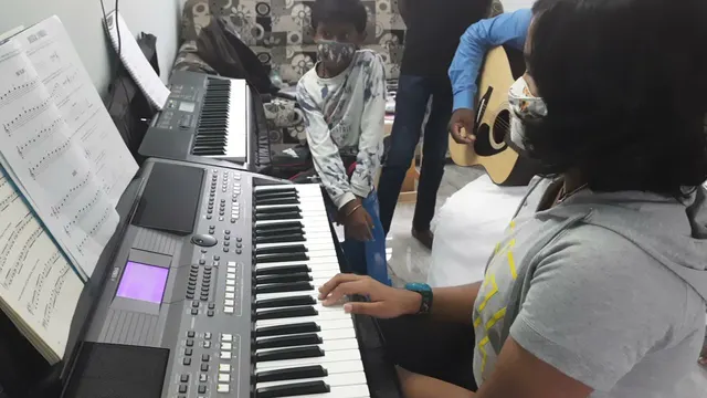 Swaralaya music & Dance School — Music in Dooravani Nagar