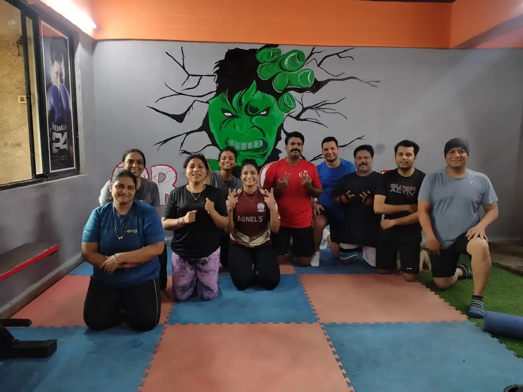 Cut and curve fitness and kick boxing club — Seawoods