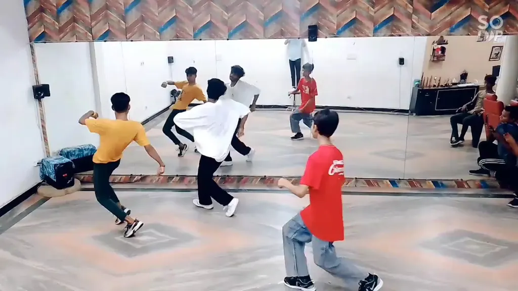 Old_School — Dance in Sector 122