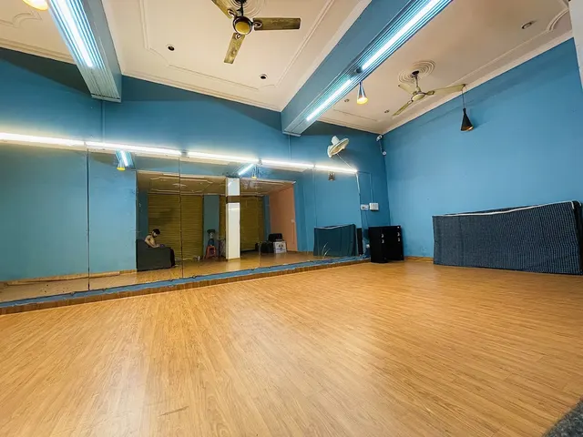 Yuvraj dance studio — Dance in Sector 62
