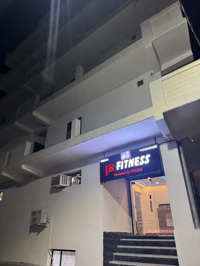 JR Fitness gym