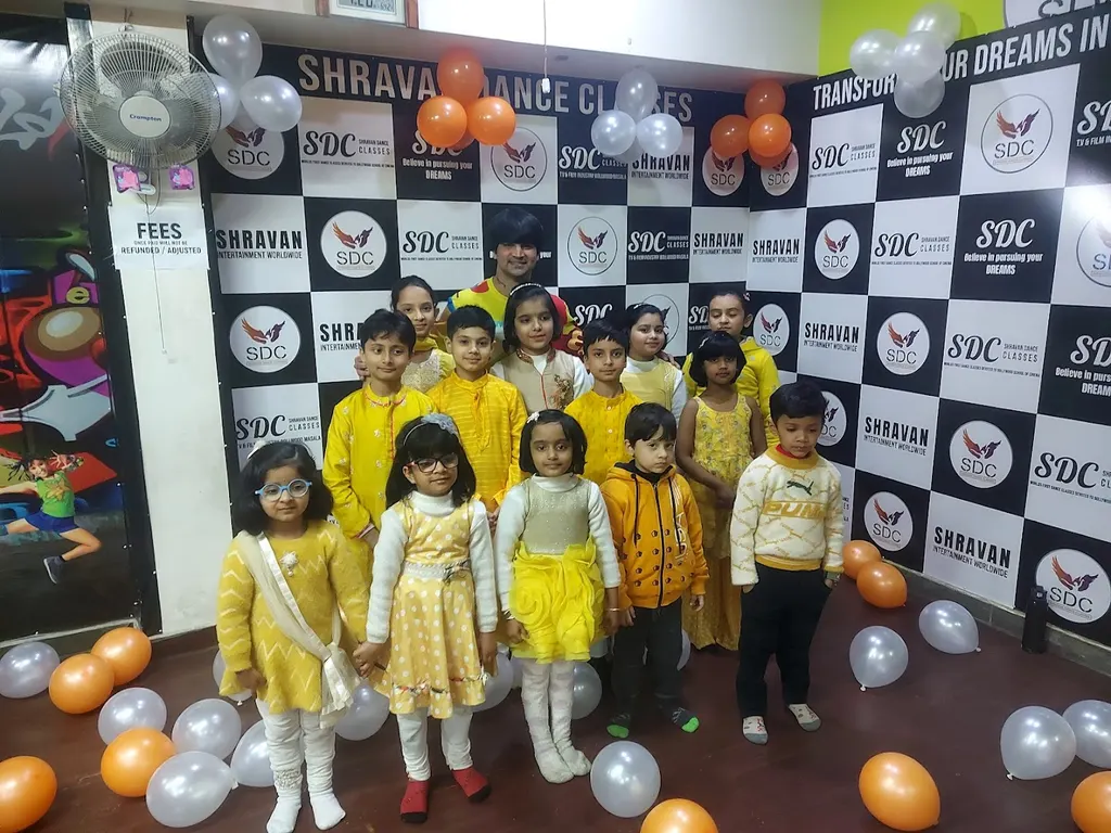 Shravan Dance Classes BEST DANCE CLASS IN INDIRAPURAM — Dance in Indirapuram
