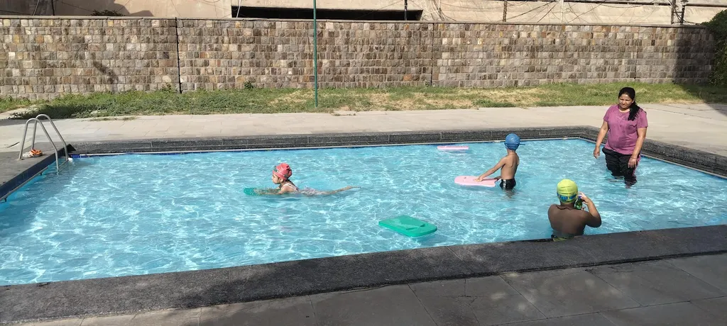 New Delhi YMCA Department of Sports — Swimming in Connaught Place