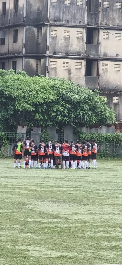 Lemon Break Sports — Football in Bandra West
