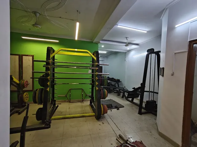 Fitness Tree — Yoga in Model Town