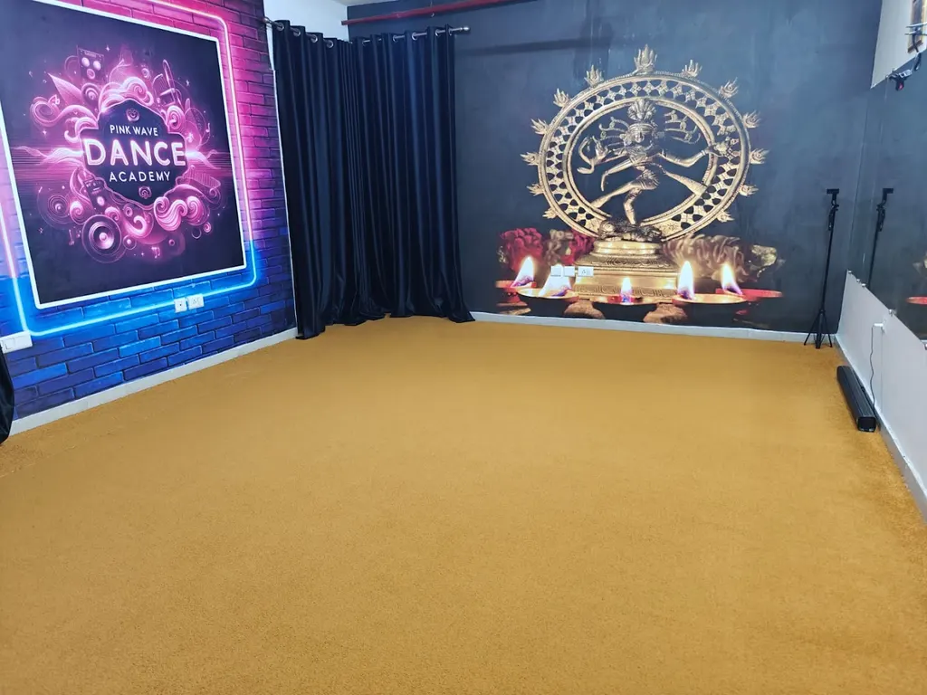 Pink Wave Dance Studio - Zumba, Kathak and Bollywood dance classes — Dance in Wave City