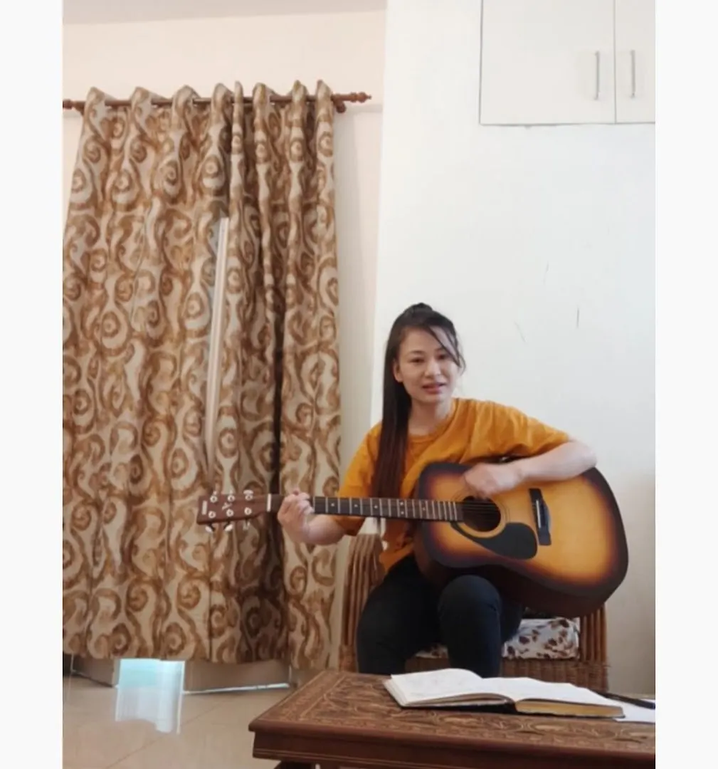 Home / Private Guitar classes photo 1