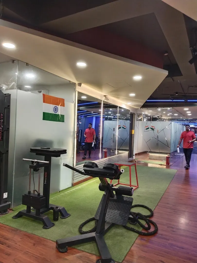 Pro Ultimate Gym - Saket, New Delhi — Standard Gym in Sainik Farm, Delhi