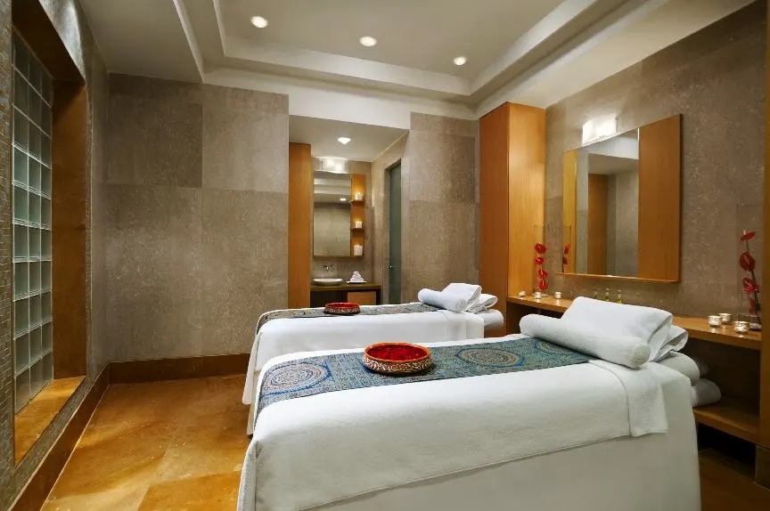 Club Oasis Fitness Centre & Spa — Yoga in Santacruz East