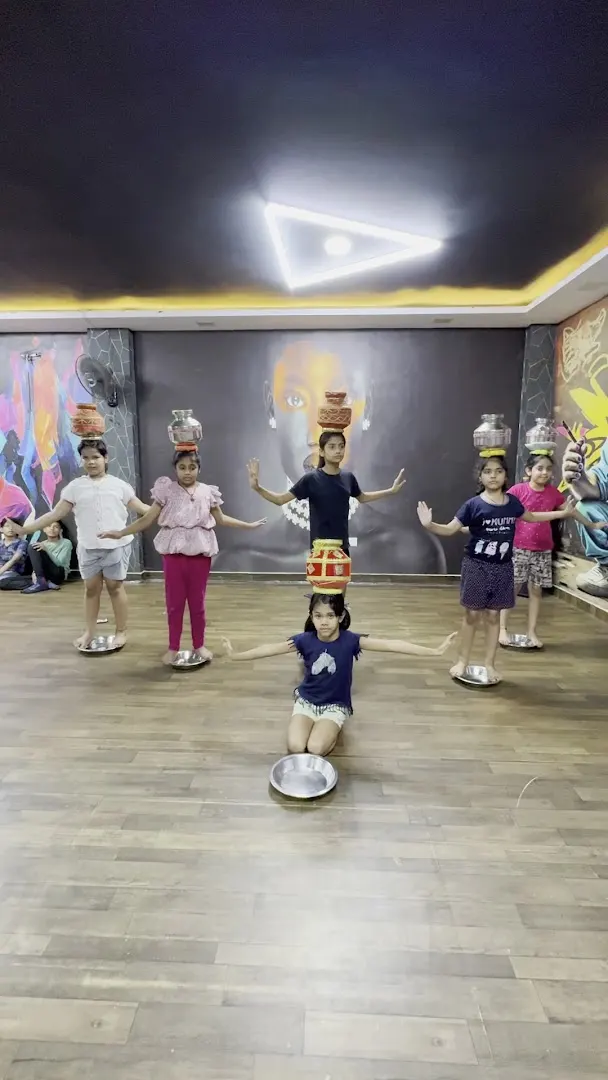 Dashing Dance Academy — Dance in DLF Ankur Vihar