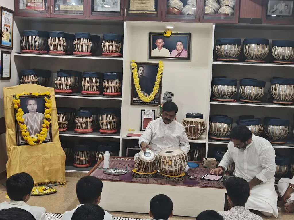 Kallur Mahalaxmi Tabala Vidyalaya — Music in Banashankari
