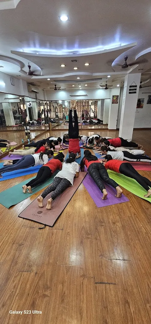 fun n fit aerobics and dance studio — Yoga in Rohini