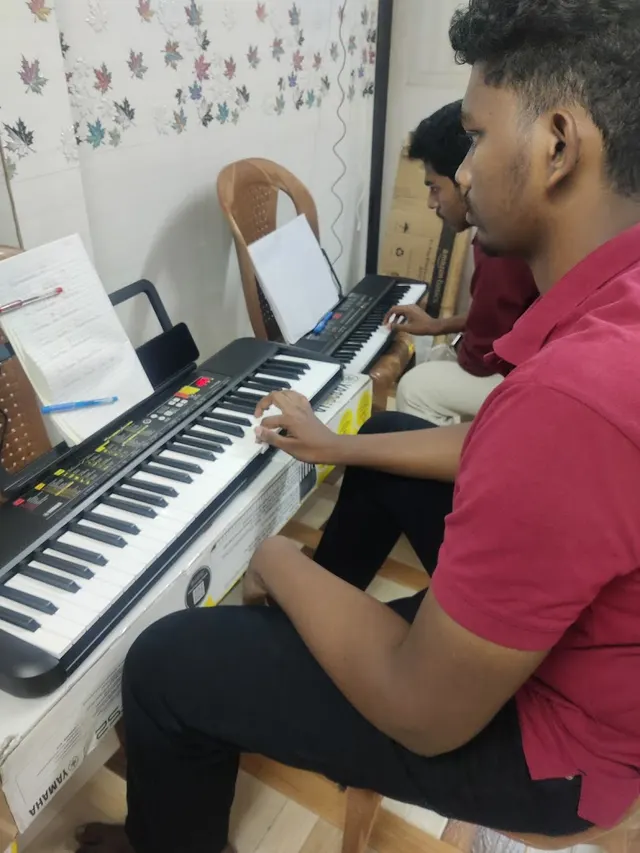 Strings Of David Music Academy - Sion — Music in Dharavi