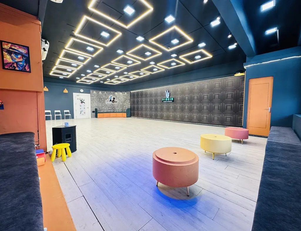 ViBEiN STUDIO — Dance in Andheri West