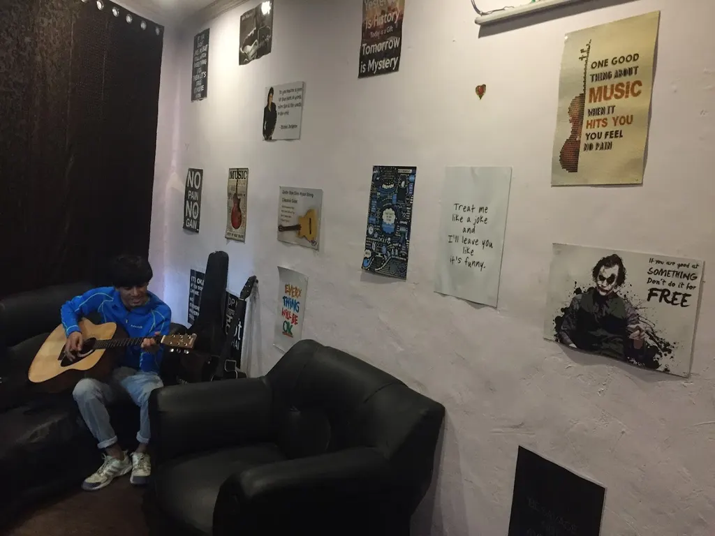 akshay rocks guitar classes — Music in New Ashok Nagar
