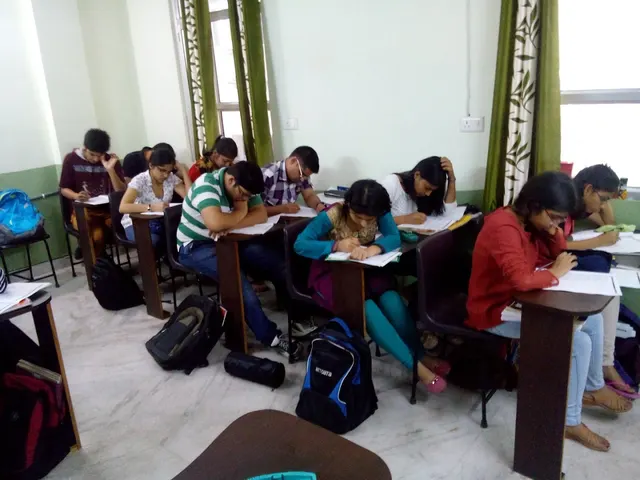 Unik Careers — Art & Craft in Shakarpur Khas
