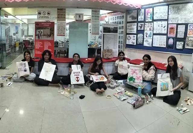 Brds — Art & Craft in Dadar